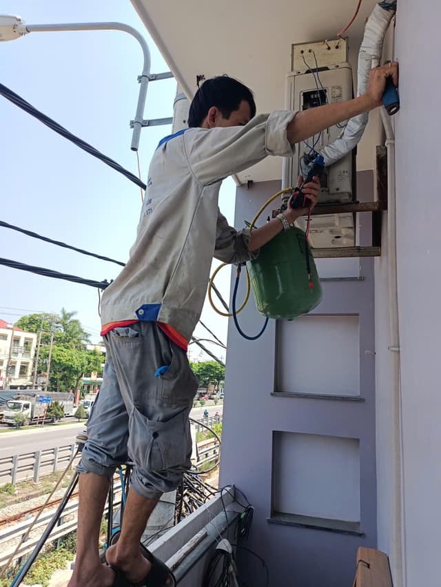 Sửa chữa & bảo trì điện lạnh